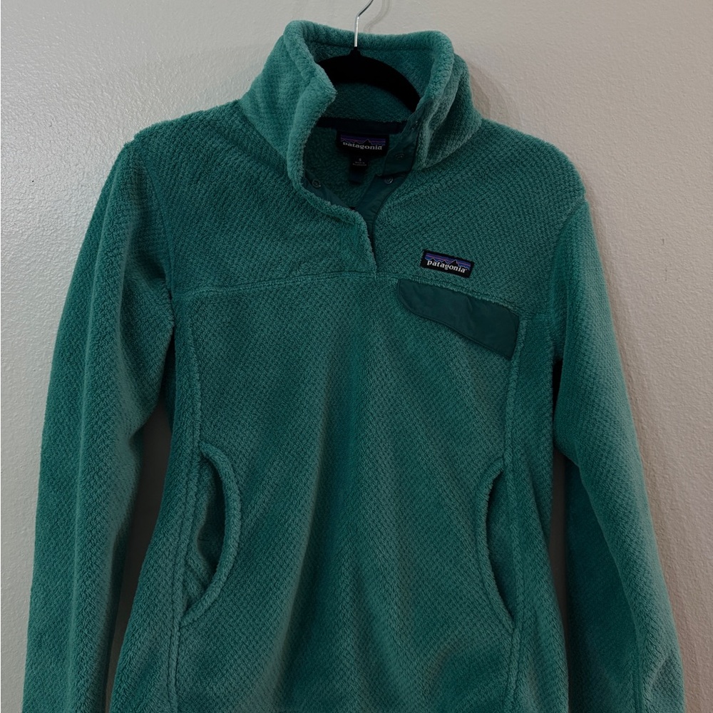 Patagonia green Fleece Quarter-Zip size small